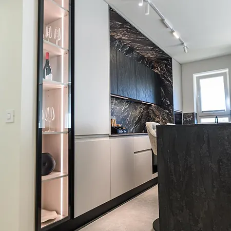 Nokturna Cassiopeia Coresi Kasper With Underground Parking Appartement Braşov