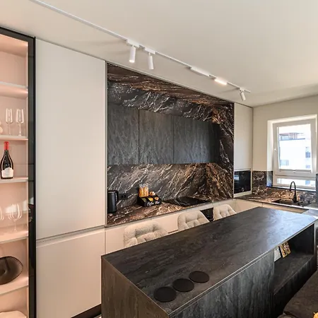 Apartment Nokturna Cassiopeia Coresi Kasper With Underground Parking Brasov