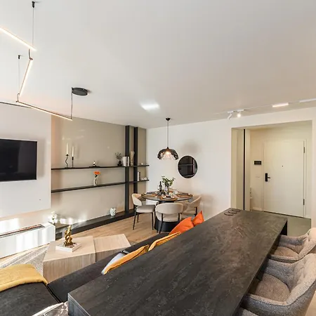 Nokturna Cassiopeia Coresi Kasper With Underground Parking Appartement Braşov