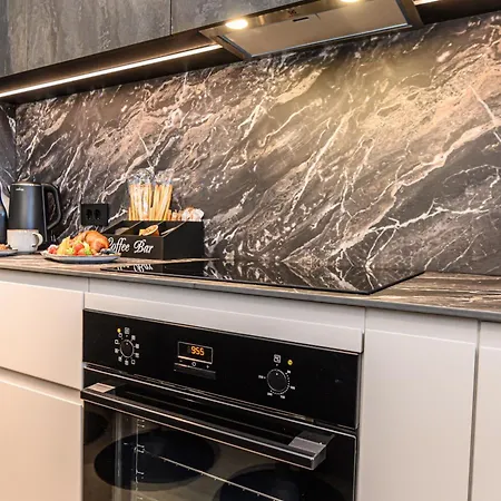 Appartement Nokturna Cassiopeia Coresi Kasper With Underground Parking