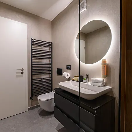 Nokturna Cassiopeia Coresi Kasper With Underground Parking * Braşov