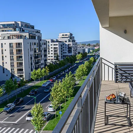 Apartment Nokturna Cassiopeia Coresi Kasper With Underground Parking