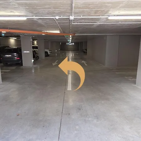 Nokturna Cassiopeia Coresi Kasper With Underground Parking Apartment