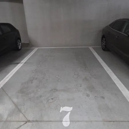 Nokturna Cassiopeia Coresi Kasper With Underground Parking Braşov