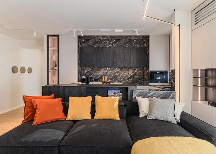 Nokturna Cassiopeia Coresi Kasper With Underground Parking Appartement