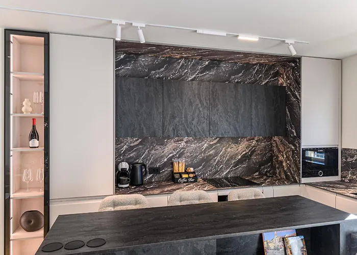 Nokturna Cassiopeia Coresi Kasper With Underground Parking Appartement Braşov