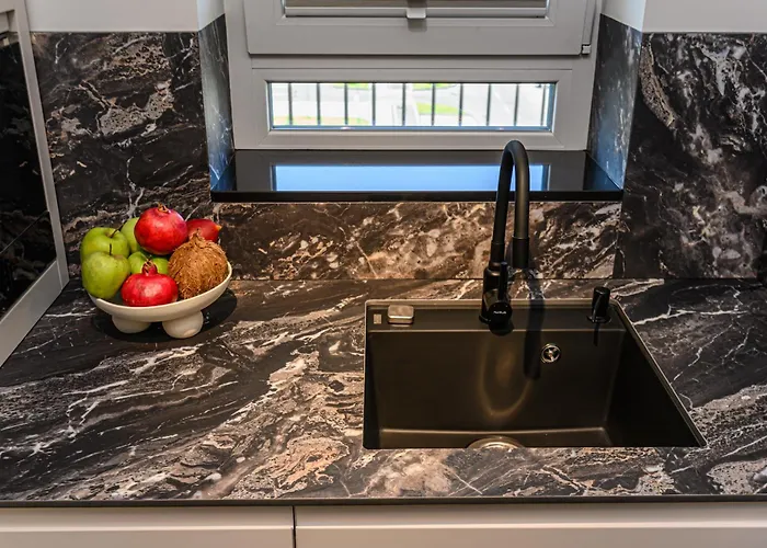 Nokturna Cassiopeia Coresi Kasper With Underground Parking *