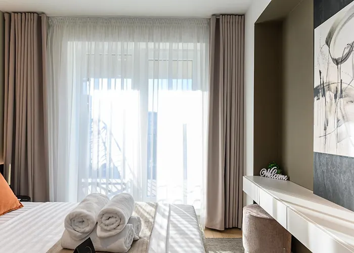 Nokturna Cassiopeia Coresi Kasper With Underground Parking Braşov