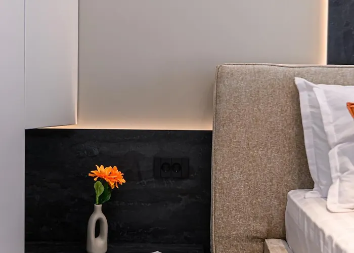 Nokturna Cassiopeia Coresi Kasper With Underground Parking *