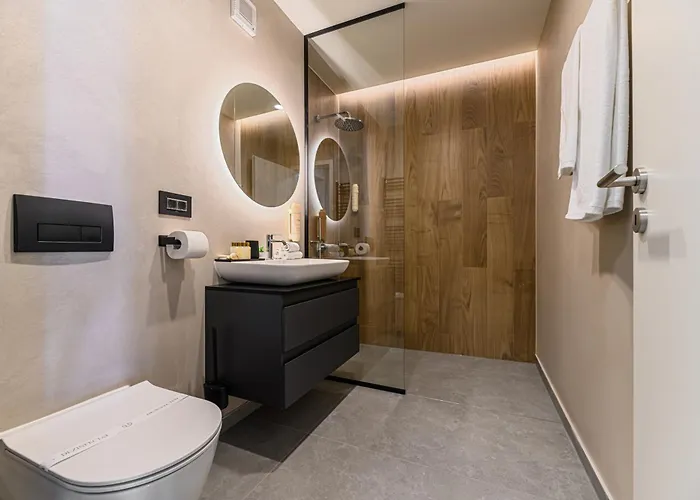 Nokturna Cassiopeia Coresi Kasper With Underground Parking Appartement *