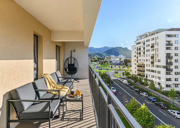 Nokturna Cassiopeia Coresi Kasper With Underground Parking Appartement