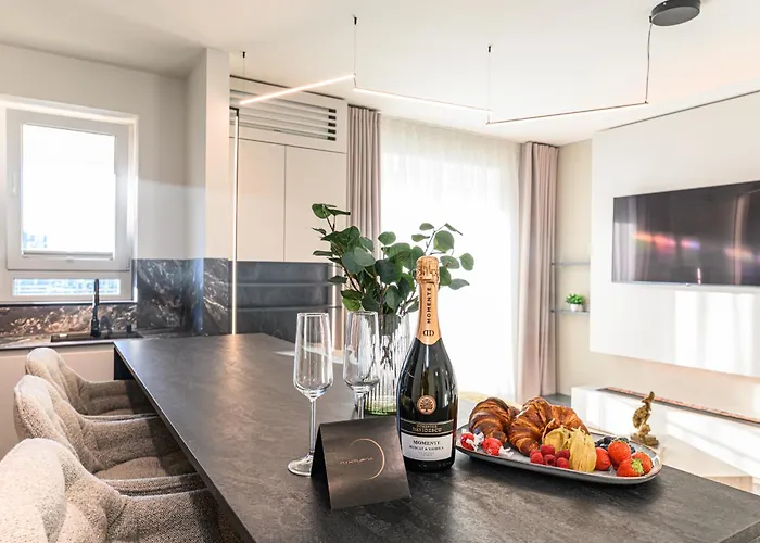 Nokturna Cassiopeia Coresi Kasper With Underground Parking *