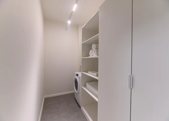 Nokturna Cassiopeia Coresi Kasper With Underground Parking *